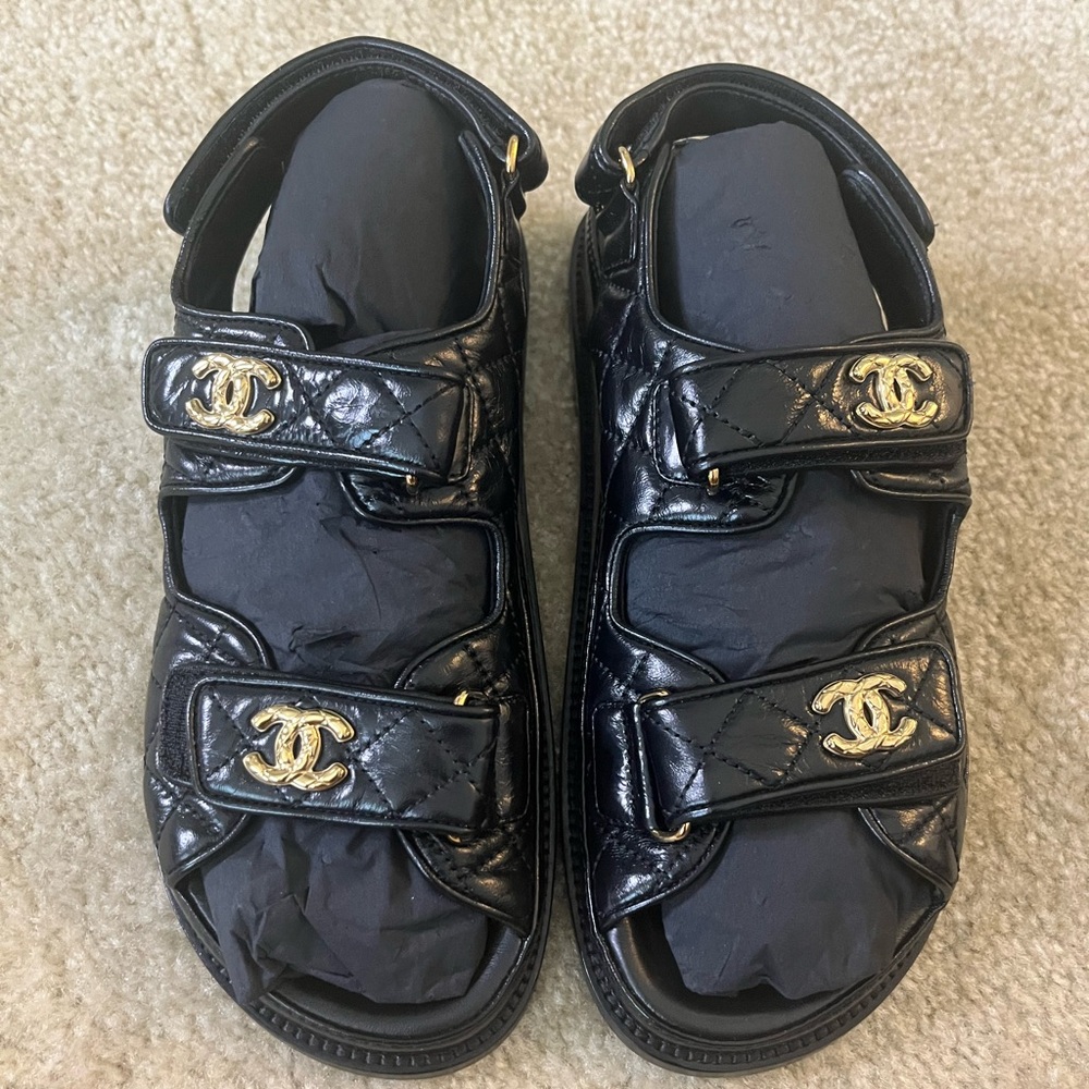 Chanel Black Crumpled Shiny Lambskin Sandals 40